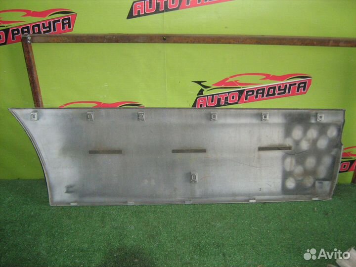 Молдинг на дверь toyota SXM10, SXM15, CXM10 ipsum