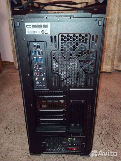 Корпус Asus Rog Strix Helios Black