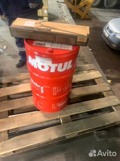 Motul 6100 Syn-Clean 5W-40 / Бочка 60 л