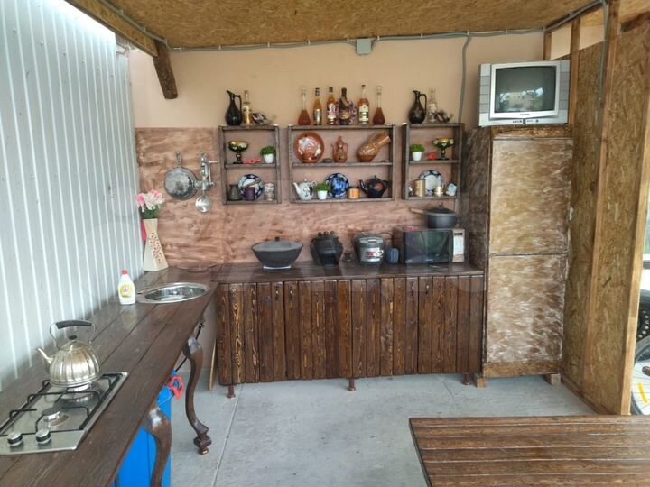 Комната 35 м² в 2-к., 1/2 эт.