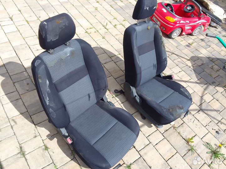 Передние сиденья Hyundai Getz