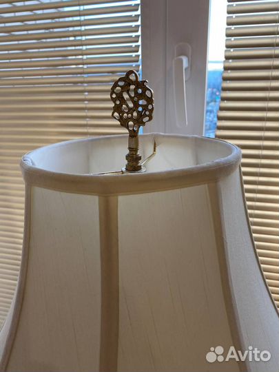 Лампа настольная Америка