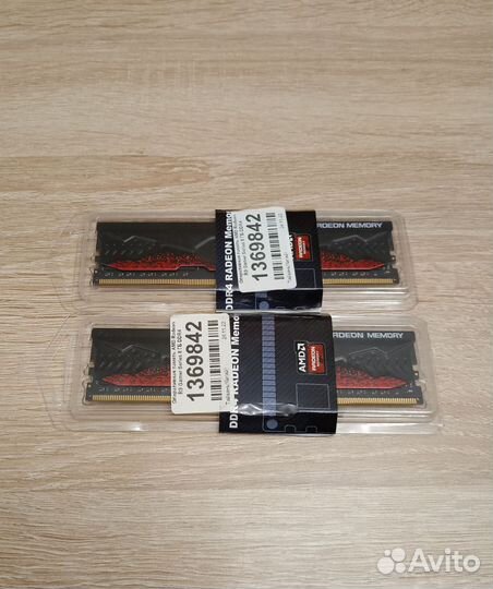 Оперативная память AMD Radeon R9 Gamer 8 Гб DDR4