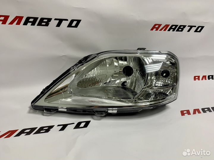 Фара передняя Лада Largus Ларгус