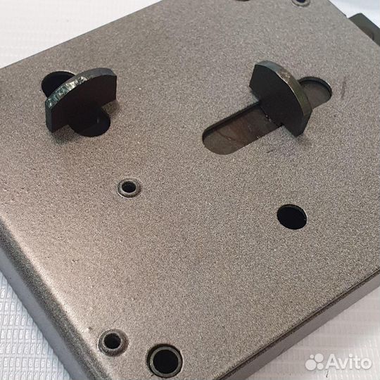 Замок для подстанций зпу тп ру и рп