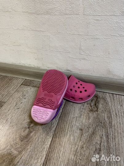 Crocs сандалии