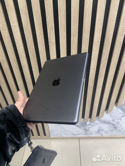 Apple iPad 7 на запчасти
