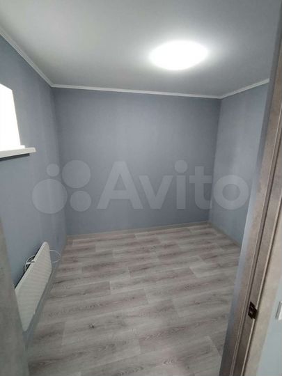 Дом 56 м² на участке 4 сот.