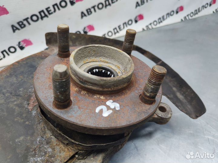 Ступица передняя левая Nissan Almera N15 1998 г.в