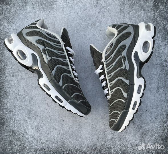 Кроссовки Nike air max tn plus