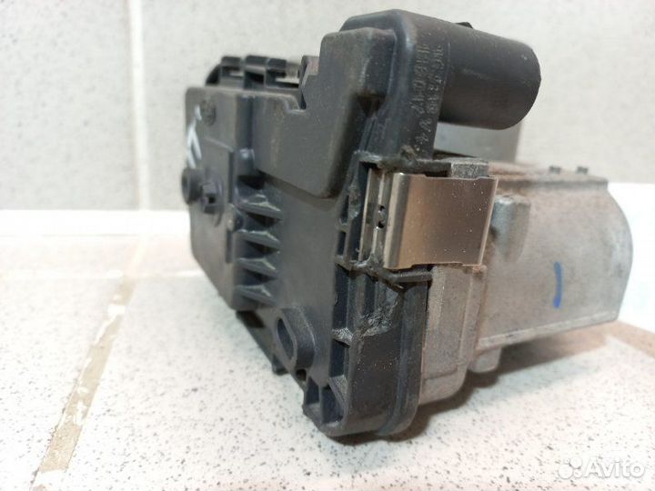 Заслонка дроссельная электрическая Audi A1 8X