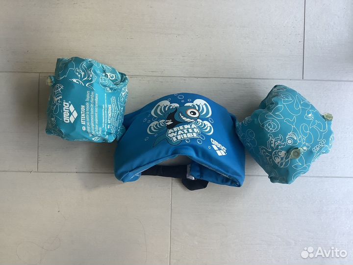 Жилет с нарукавниками для плавания