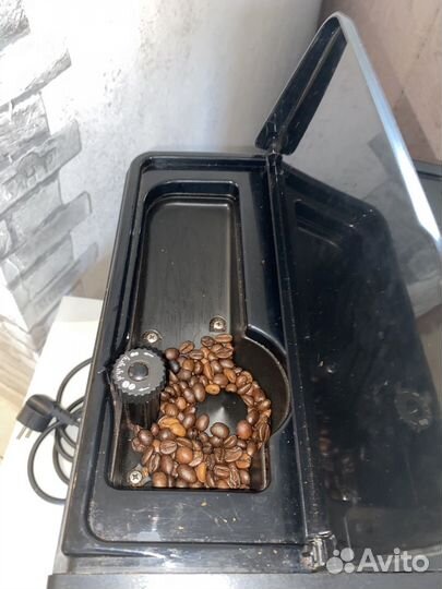 Кофемашина delonghi ecam