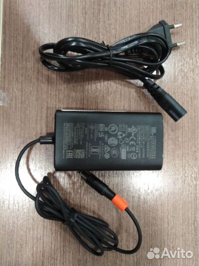 Адаптер блок питания NSA57ED-190300 для JBL xtreme
