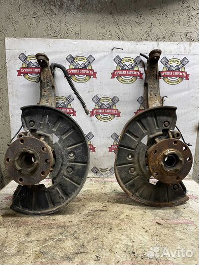 Кулак поворотный Фольксваген Туарег / Кайен / Ку7