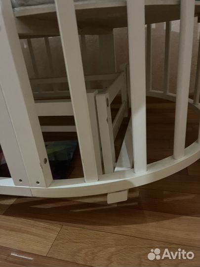 Детская кроватка (круглая, овальная)