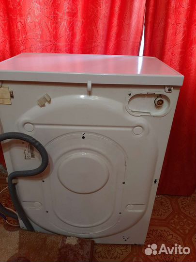 Стиральная машина Ariston avsl 100 на запчасти