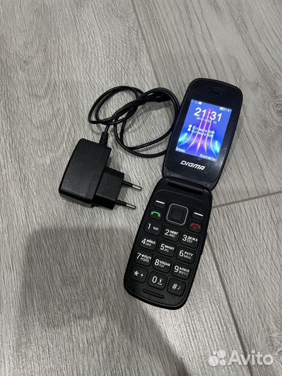 Телефон digma