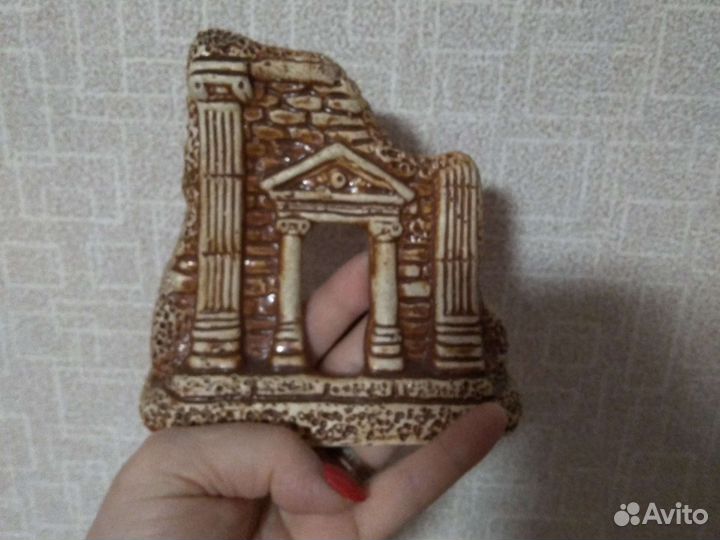 Замок для аквариума