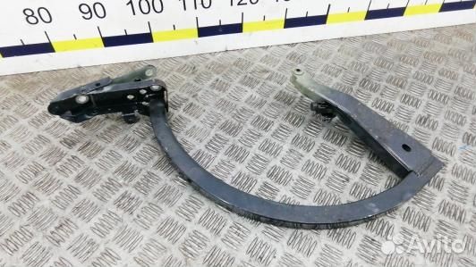 Петля крышки багажника citroen C5 2 (90Z19HU01)