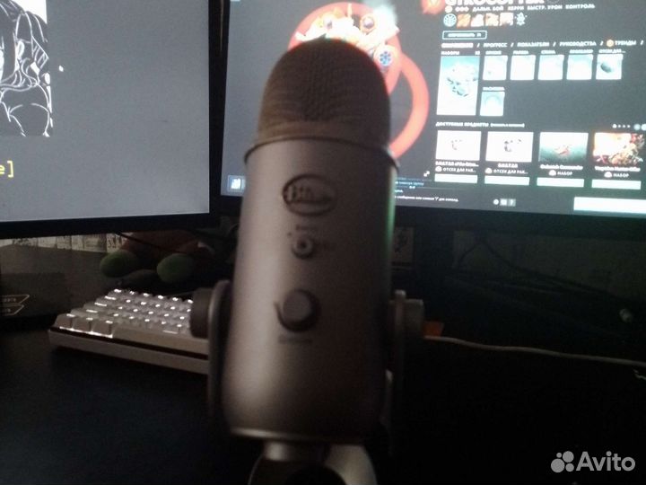 Микрофон студийный blue Yeti