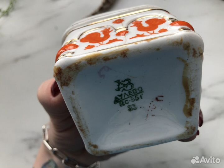 Шкатулка СССР 1956 год, фигуристки