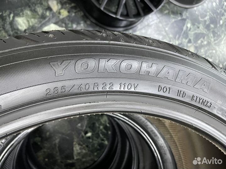 Yokohama Parada Spec-X PA02 285/40 R22 110V