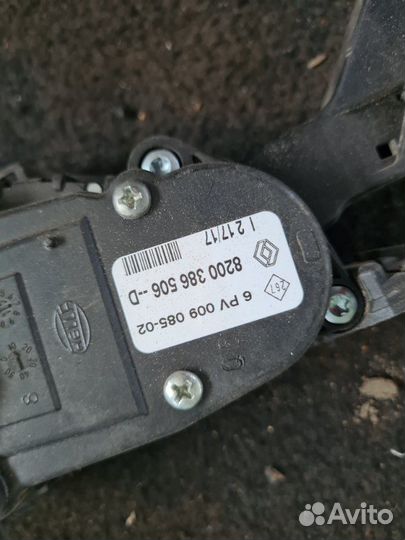 Педаль газа LADA Largus K4M 2016