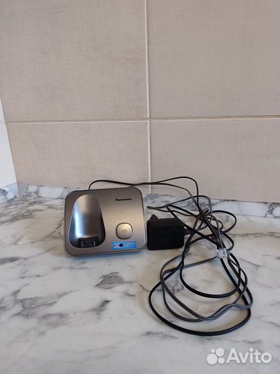 Беспроводной телефон Panasonic модель кх-tg1611ru