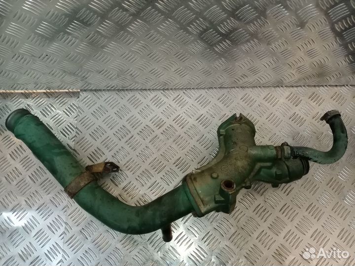 Патрубок охлаждения volvo D13А/ Renault Magnum DXI