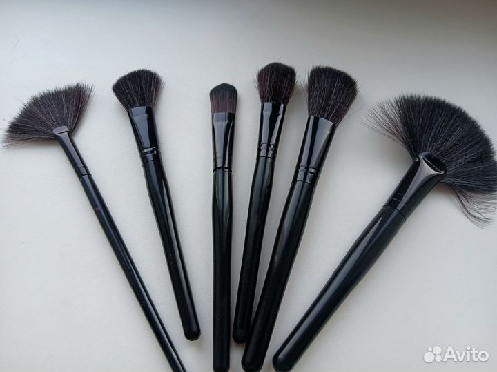 Кисти для макияжа 24 шт. (набор)