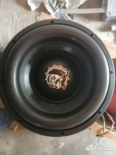 Сабвуфер AZ-13