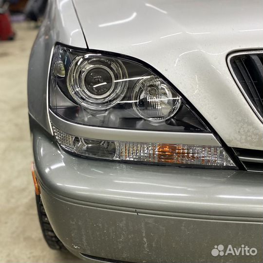 Стекло для фары Lexus RX / Toyota Harrier (1997-20