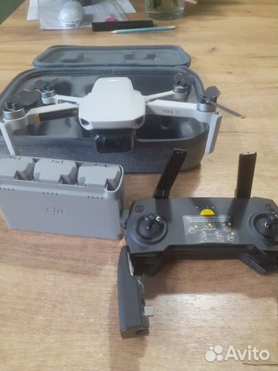 Квадрокоптер dji mini se Fly More Combo