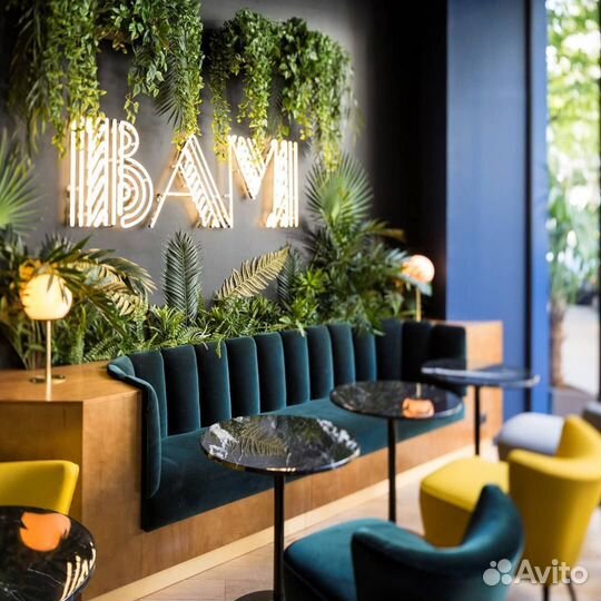 Озеленение салонов красоты в Москве / фитостены