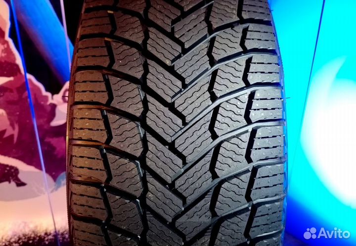 Michelin X-Ice Snow 225/60 R18 100H