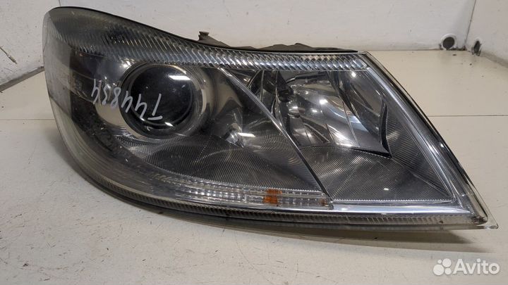 Фара (передняя) правая Skoda Octavia (A5), 2012