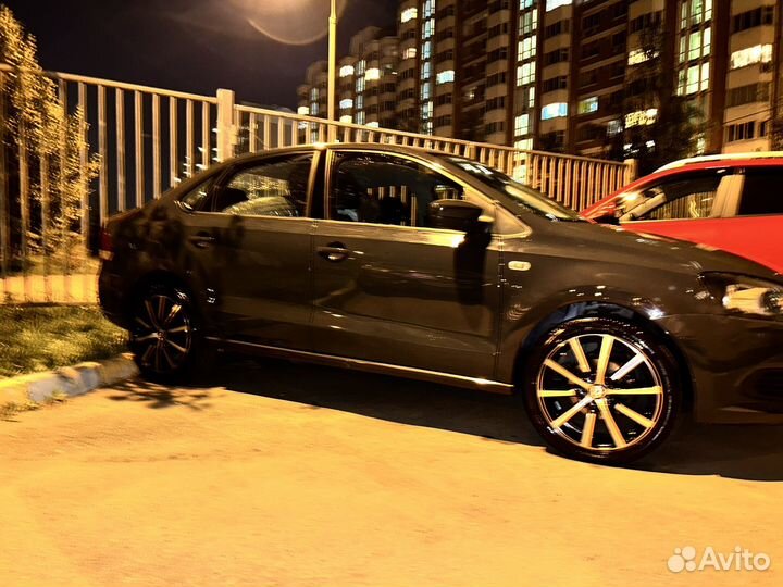 Volkswagen Polo 1.6 AT, 2012, 186 000 км