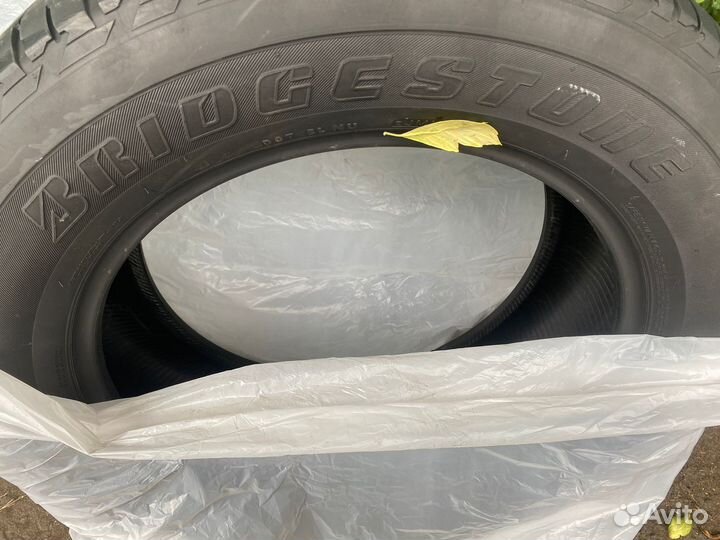 Bridgestone Dueler H/T 684II 275/60 R20 115H