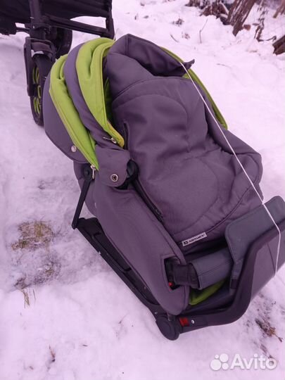 Прогулочная коляска зимняя и летняя