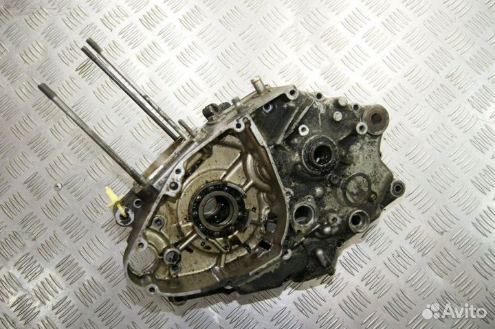 Картер (блок двс) Suzuki DF200/DR200