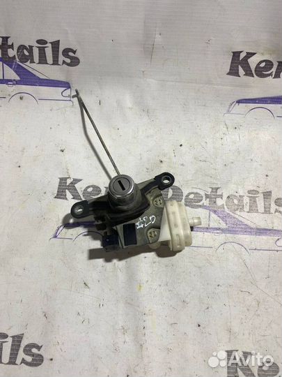 Кнопка открывания багажника Audi A4 B5 седан 1.8