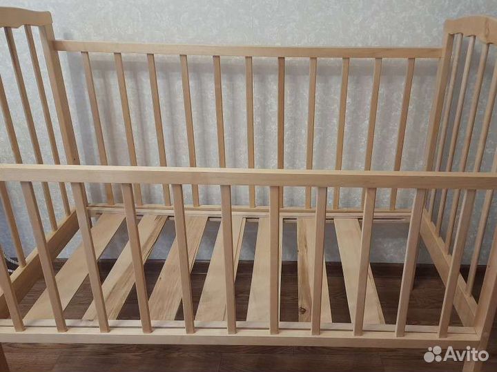 Кроватка детская