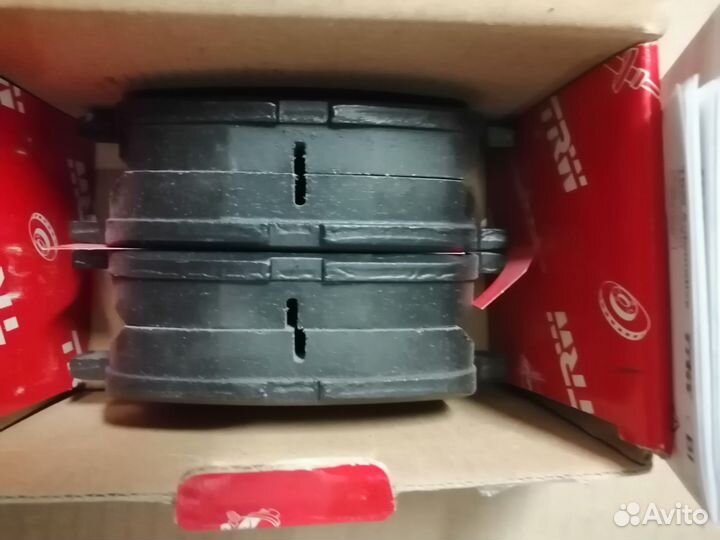 Колодки тормозные передние Toyota Camry Harrier