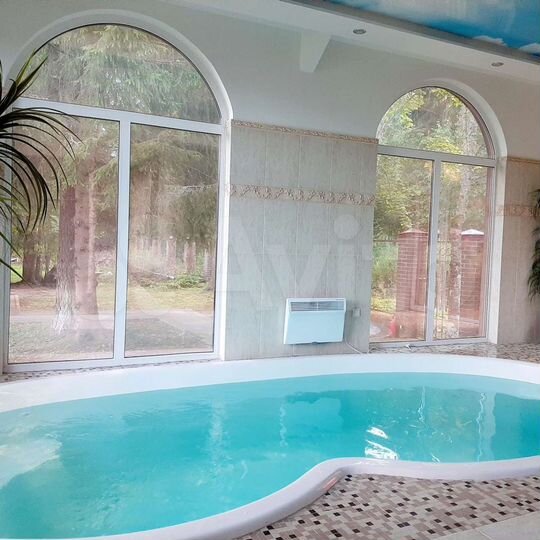 Коттедж 300 м² на участке 40 сот.