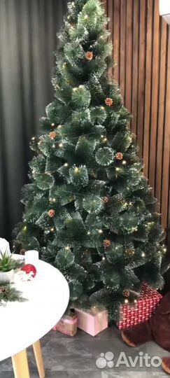 Ёлка искусственная