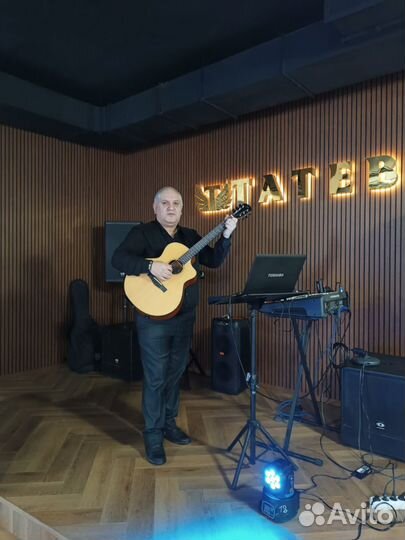 Музыкант, певец. Армянские Русские Грузинские