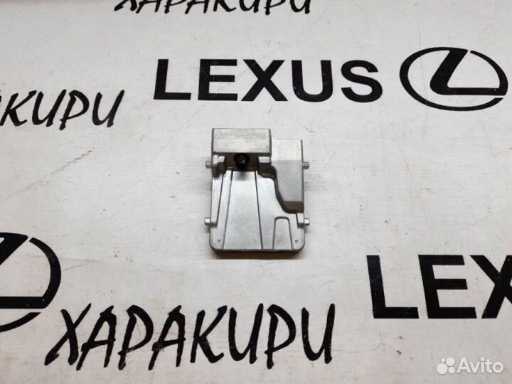 Камера переднего вида Lexus Rx4 Rx200T Rx300 Rx350