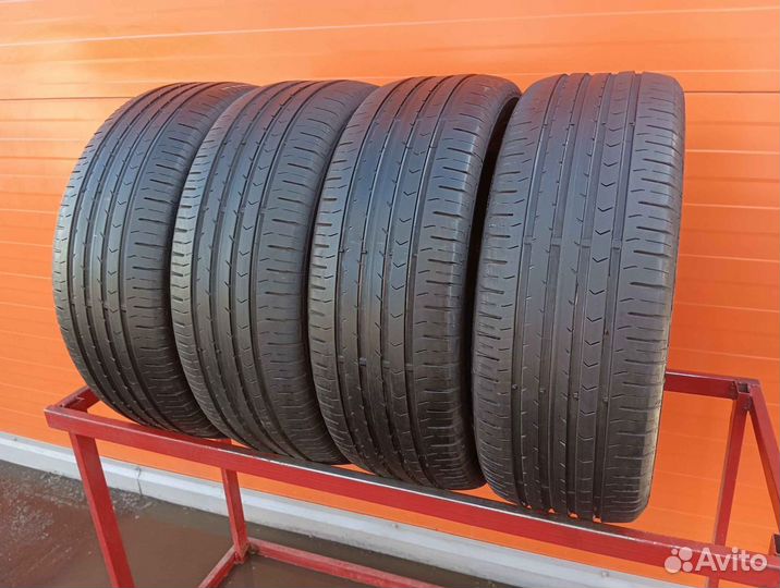 Continental ContiPremiumContact 5 215/55 R17 94Y