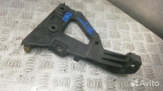 Крепление бампера переднее audi A6 C6 (KVN02HF01)